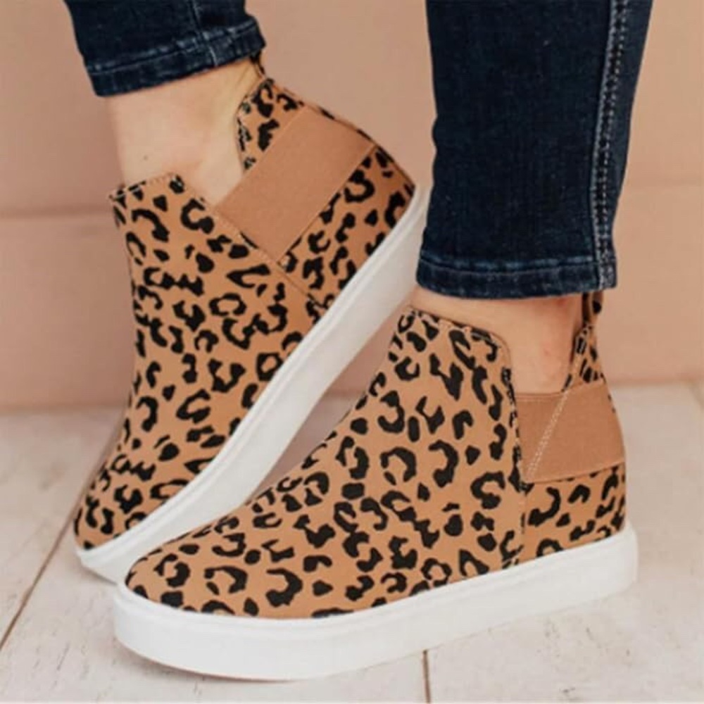 Women’s Leopard Print Slip-on Sneaker Boots size 39